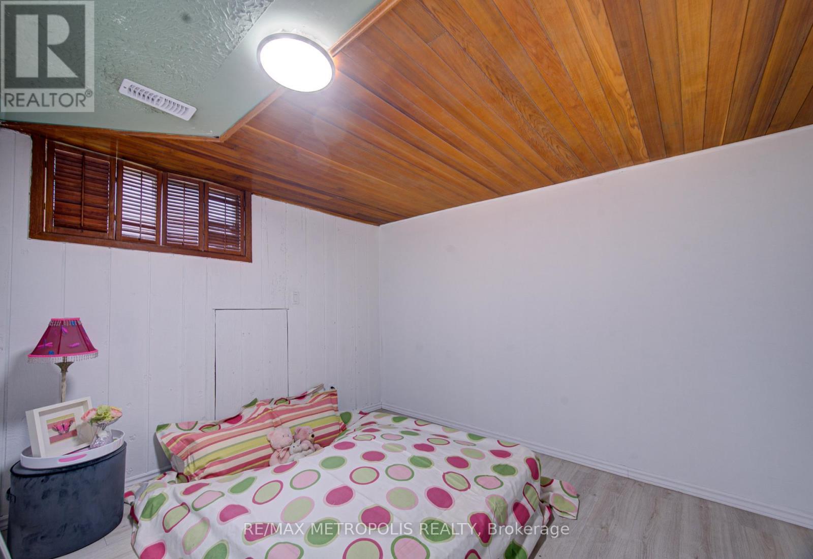 93 Linnwood Avenue, Cambridge, ON - Indoor Photo Showing Bedroom