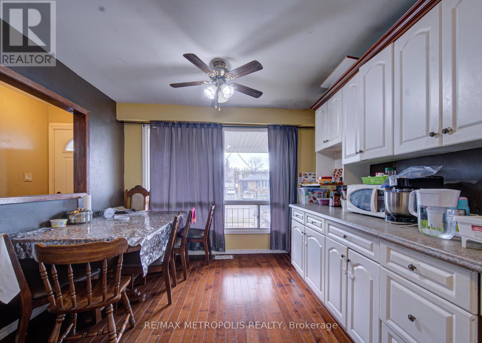 93 Linnwood Avenue, Cambridge, ON - Indoor Photo Showing Dining Room