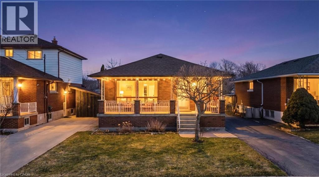 31 Terrace Drive, Hamilton, ON - Outdoor With Deck Patio Veranda