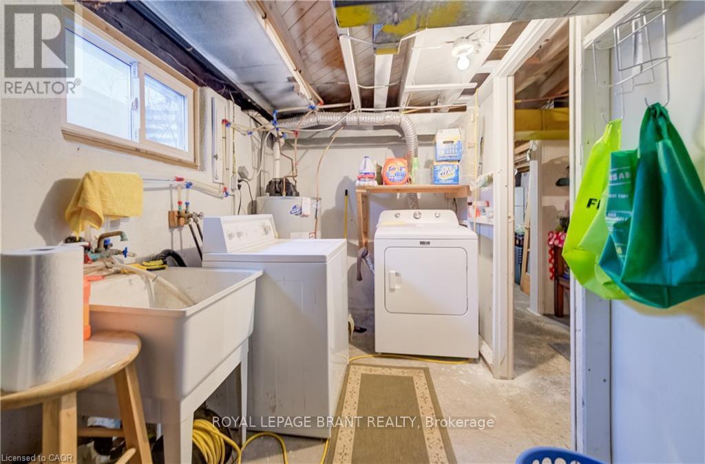 1864 Coronation Boulevard, Cambridge, ON - Indoor Photo Showing Laundry Room