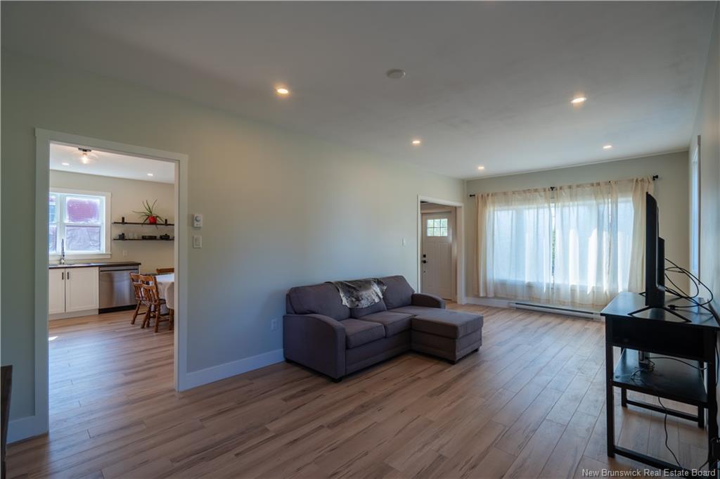 8 Dufferin Rd, Chipman, NB