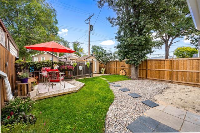 257 Winterton Ave, Winnipeg, MB