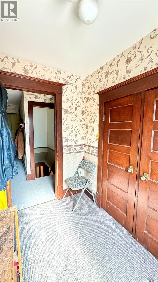 106 2Nd Street E, Dinsmore, SK - Photo Showing Other Room