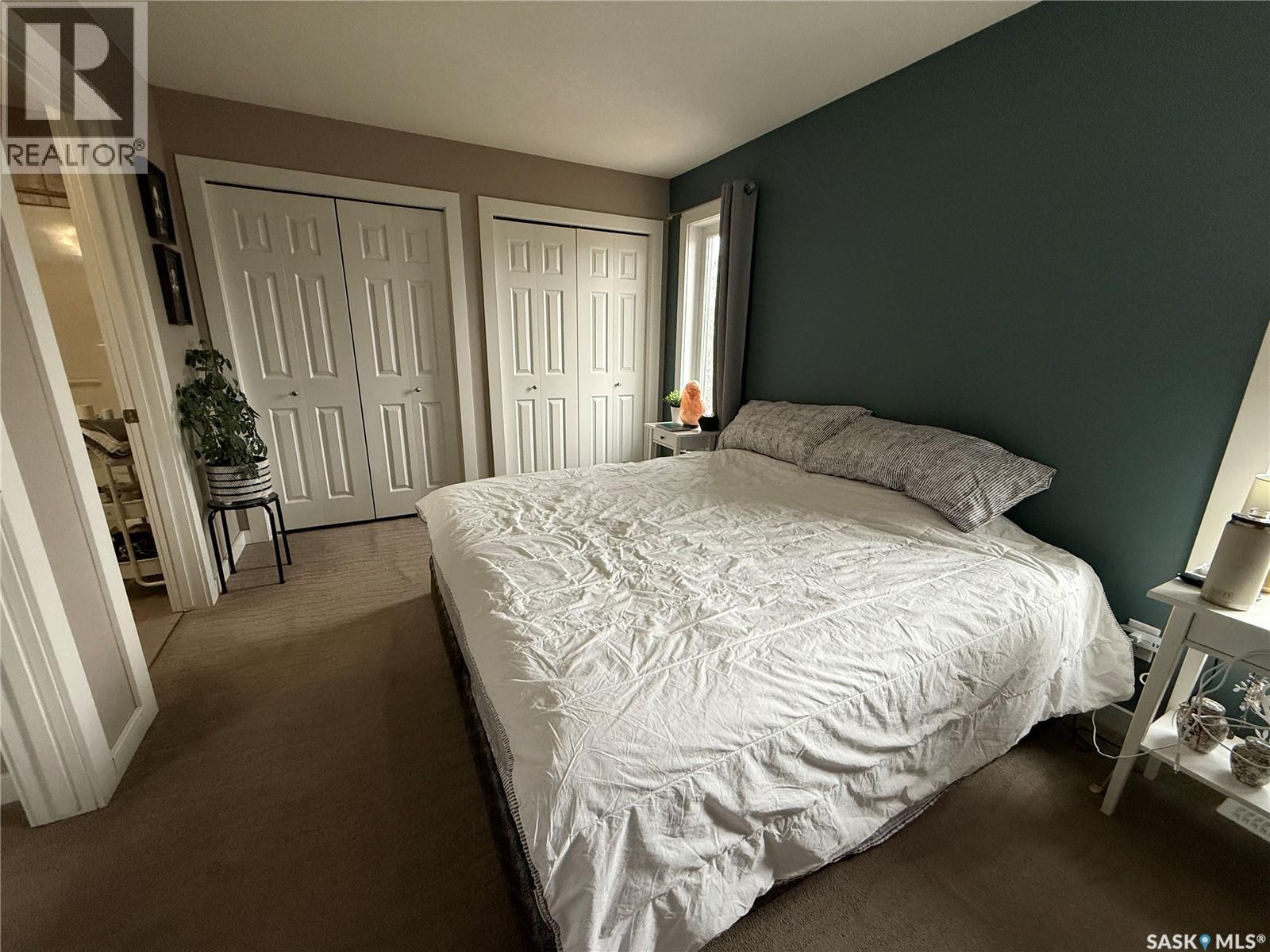 529 Alexandra Street, Weyburn, SK - Indoor Photo Showing Bedroom