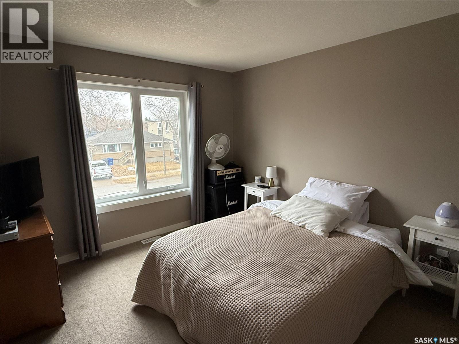 529 Alexandra Street, Weyburn, SK - Indoor Photo Showing Bedroom