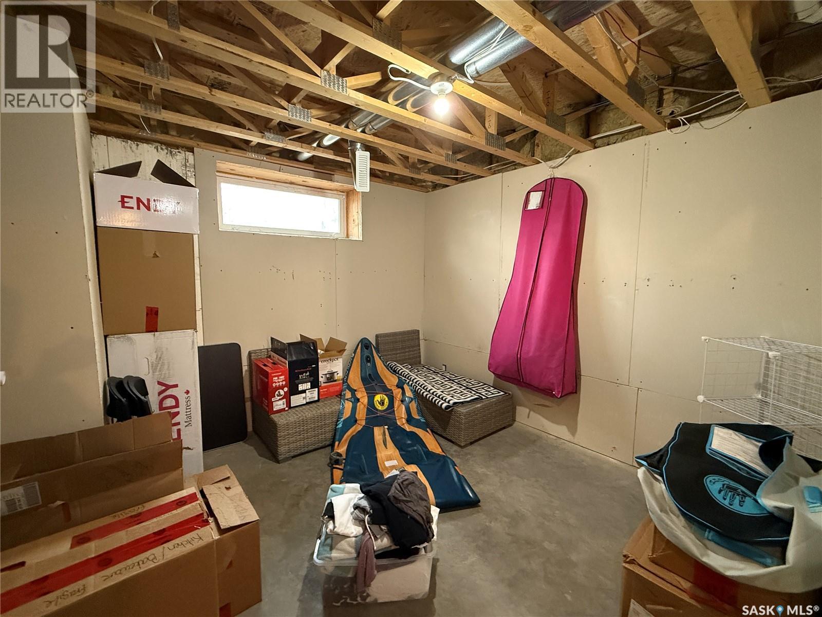 529 Alexandra Street, Weyburn, SK - Indoor Photo Showing Basement