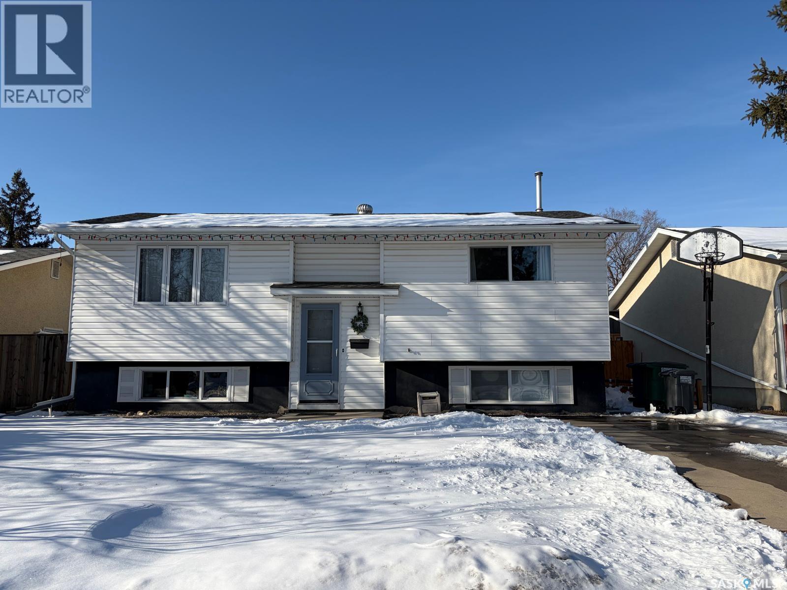 366 Meighen Crescent, Saskatoon, SK - Outdoor