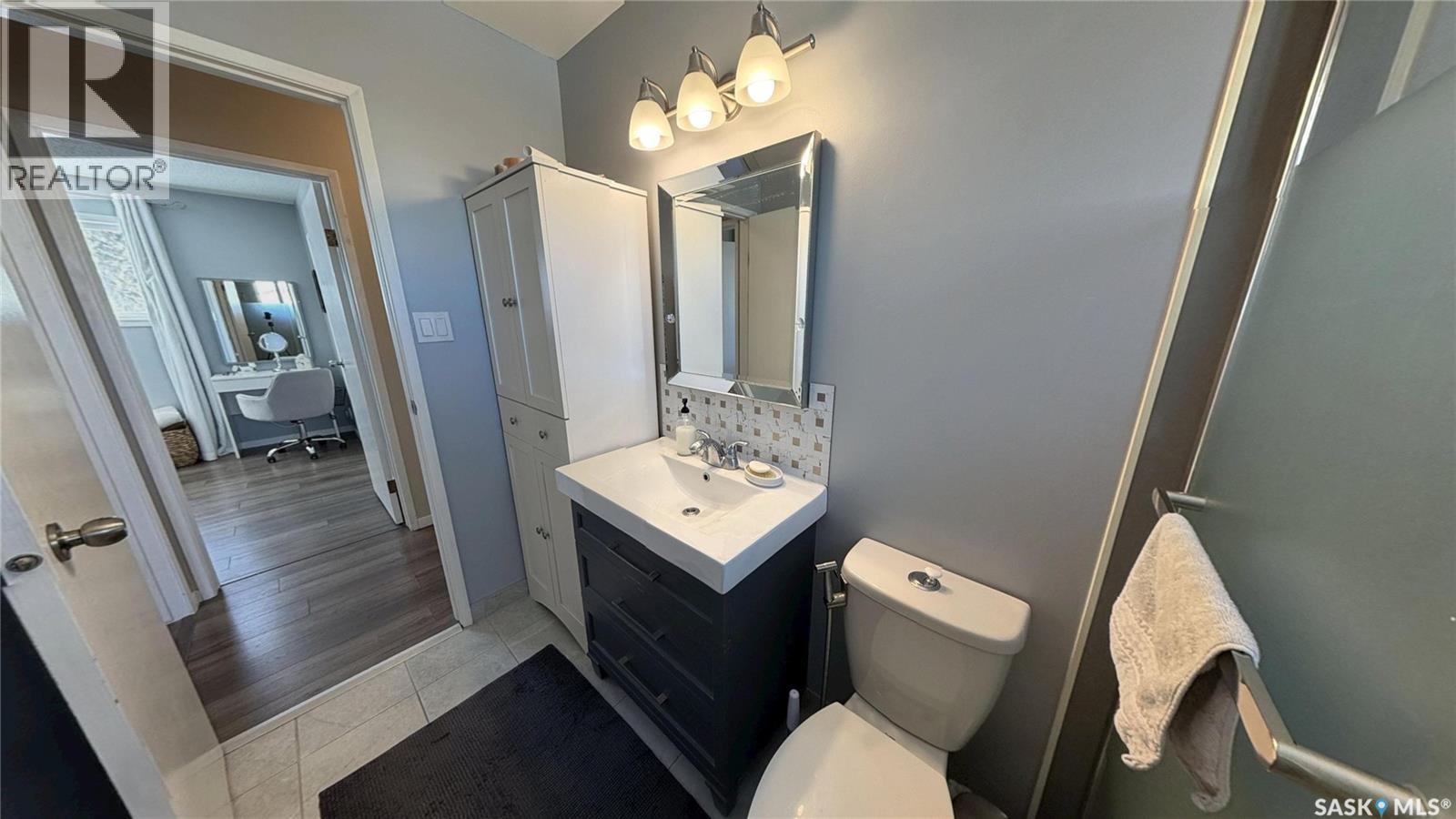 366 Meighen Crescent, Saskatoon, SK - Indoor Photo Showing Bathroom
