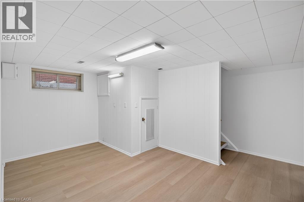 188 Tuxedo Avenue S, Hamilton, ON - Indoor Photo Showing Other Room