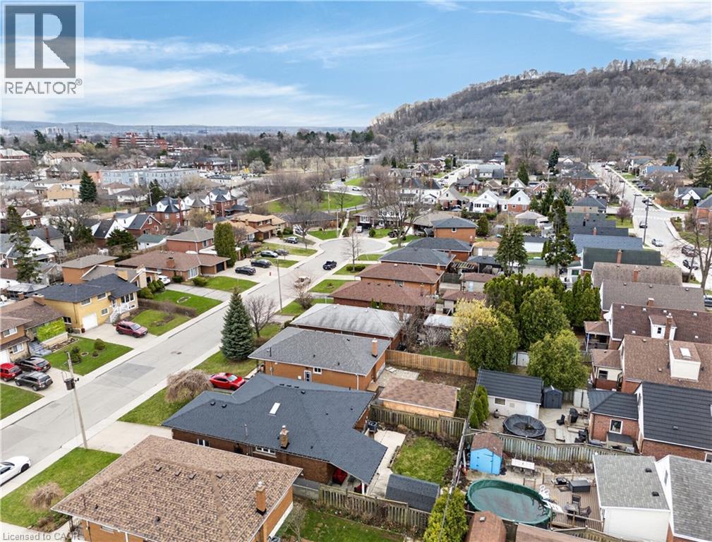 188 Tuxedo Avenue S, Hamilton, ON - Outdoor With View