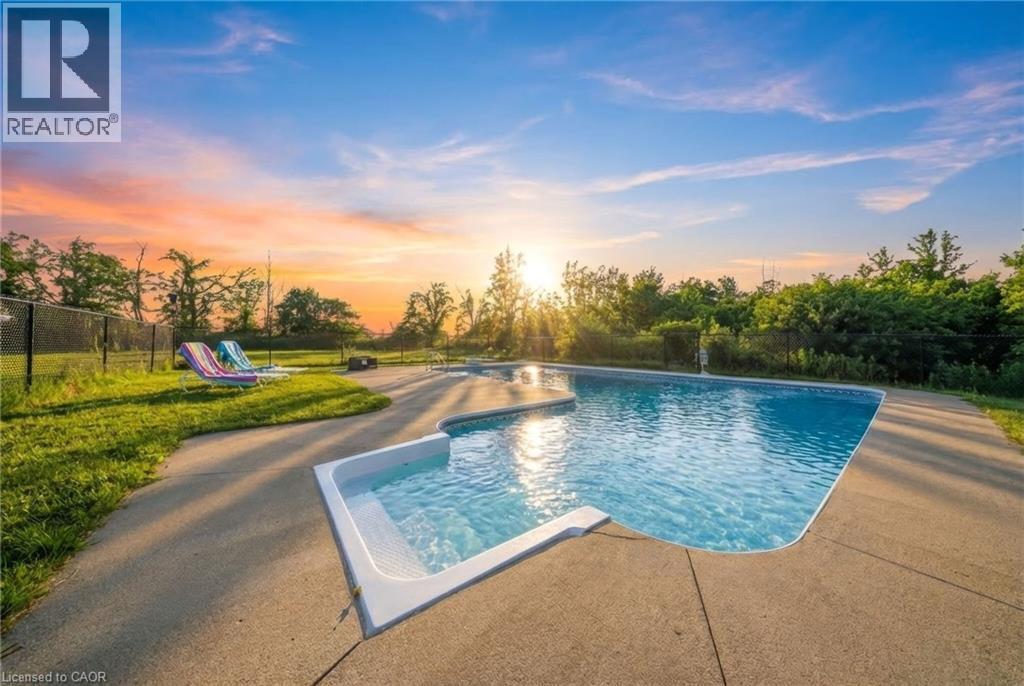 9639 Sideroad 27 Sideroad, Erin, ON - Outdoor With In Ground Pool With View