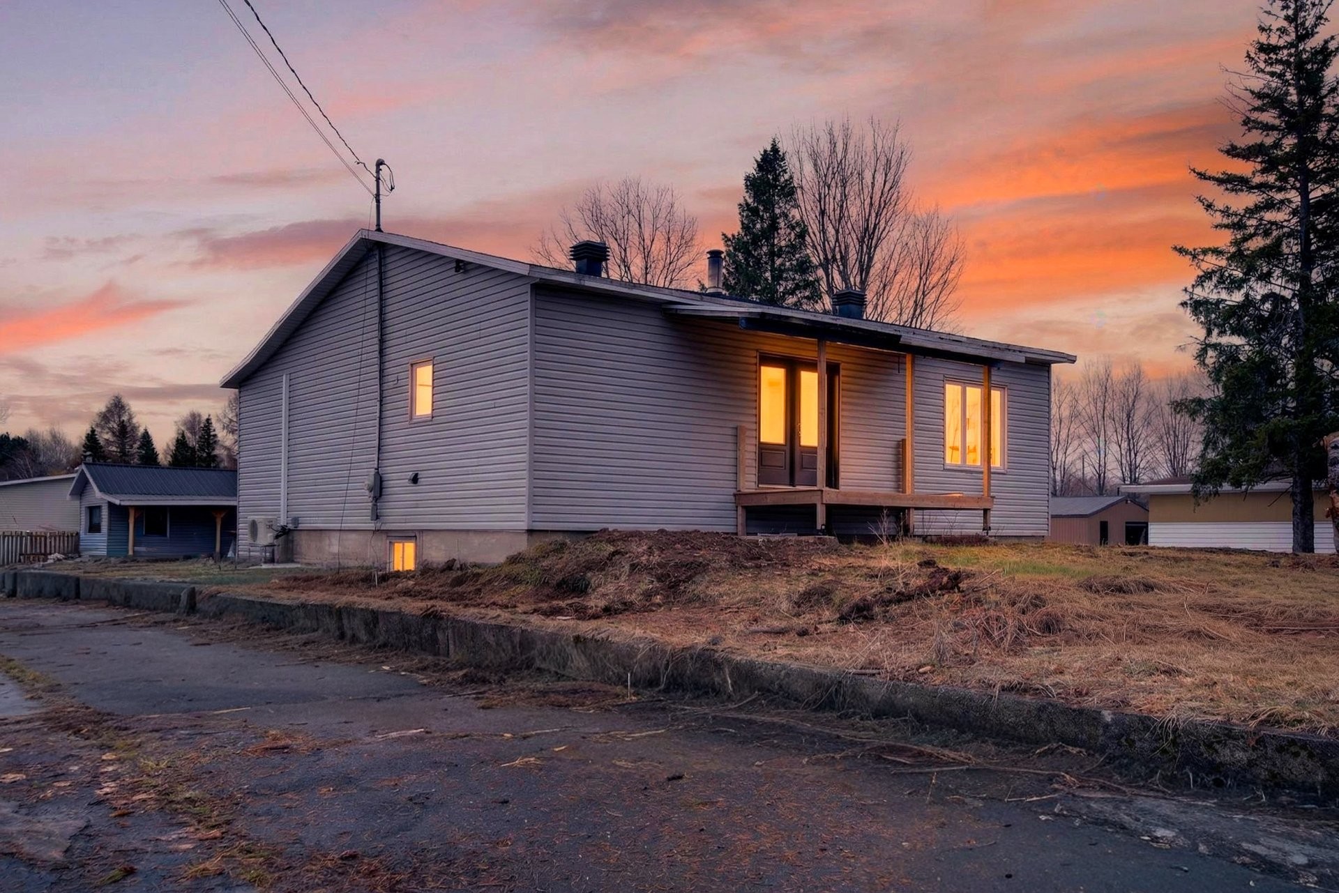 Front of Structure - 922 Ch. Bellevue E., Cap-Saint-Ignace, QC - Outdoor