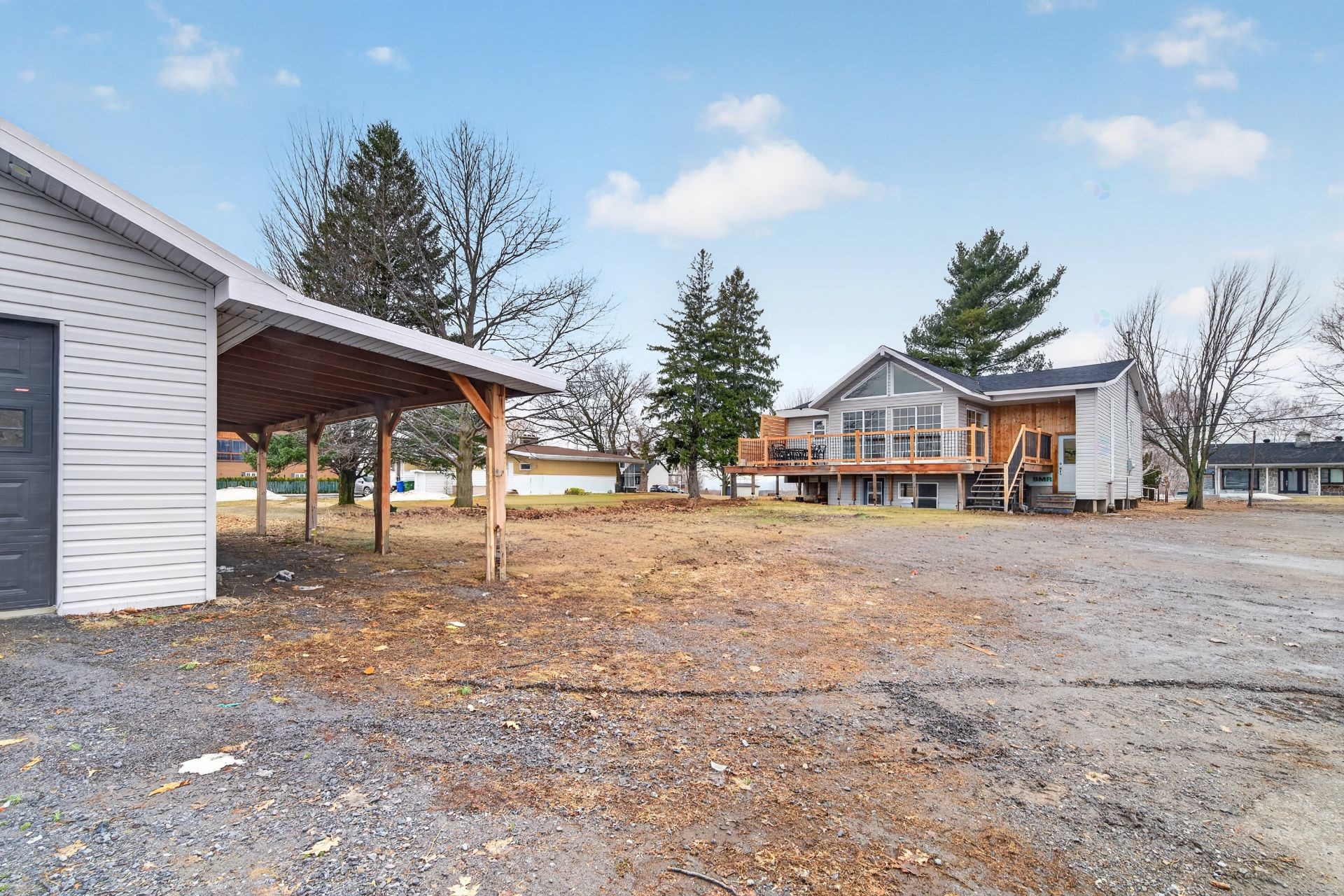Courtyard - 922 Ch. Bellevue E., Cap-Saint-Ignace, QC - Outdoor