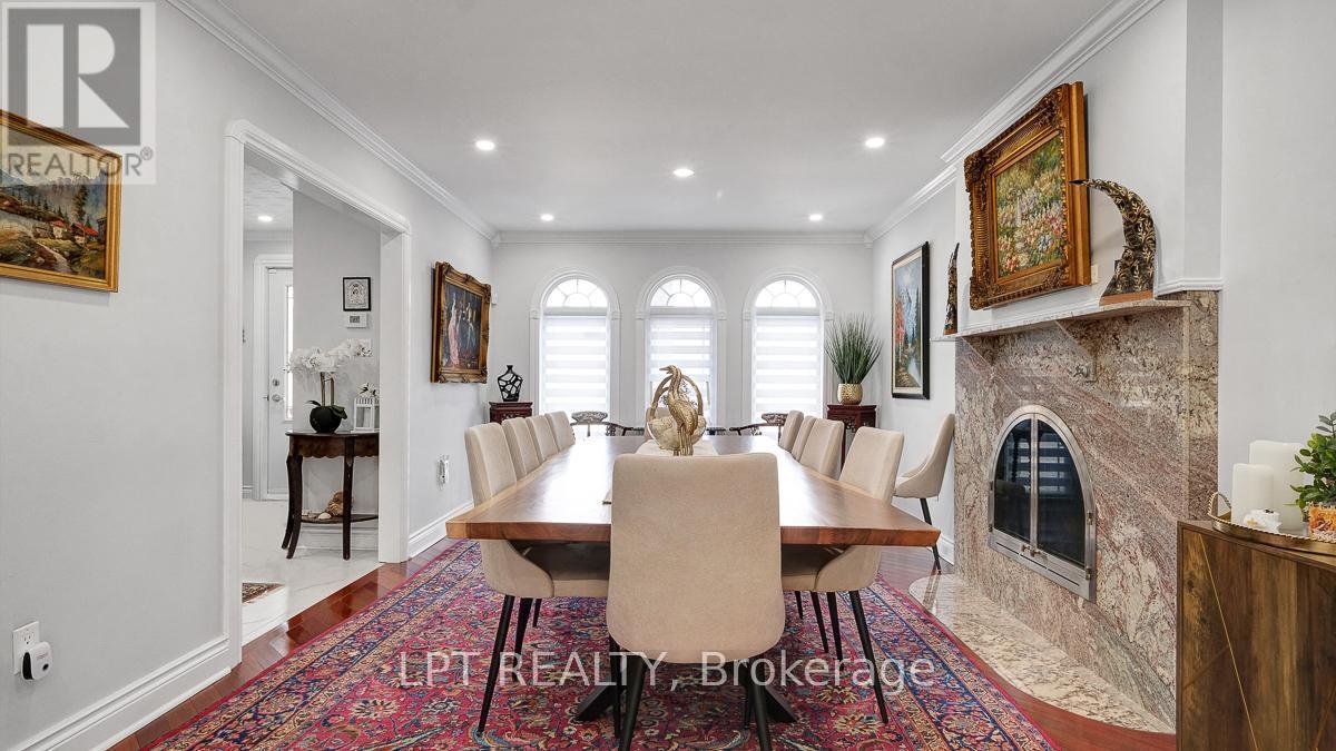 624 Pleasant Park Road, Ottawa, ON - Indoor Photo Showing Dining Room With Fireplace
