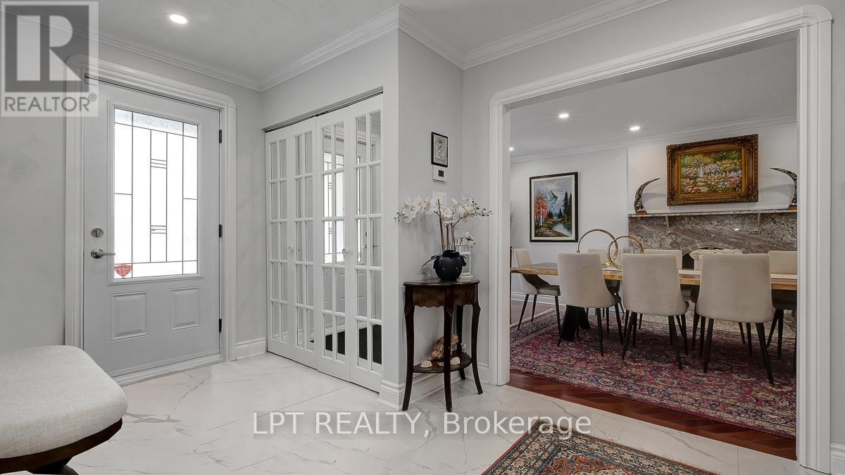 624 Pleasant Park Road, Ottawa, ON - Indoor Photo Showing Other Room