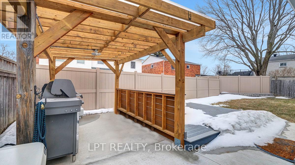 624 Pleasant Park Road, Ottawa, ON - Outdoor