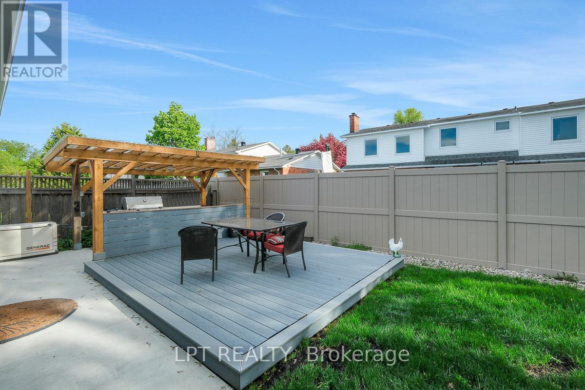 624 Pleasant Park Road, Ottawa, ON - Outdoor