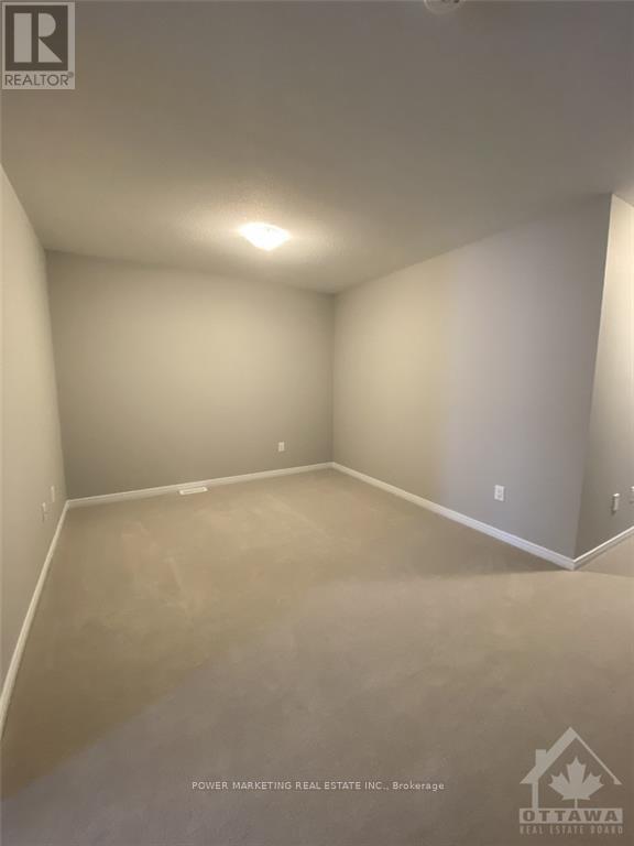 487 Cope Drive, Ottawa, ON - Indoor Photo Showing Other Room