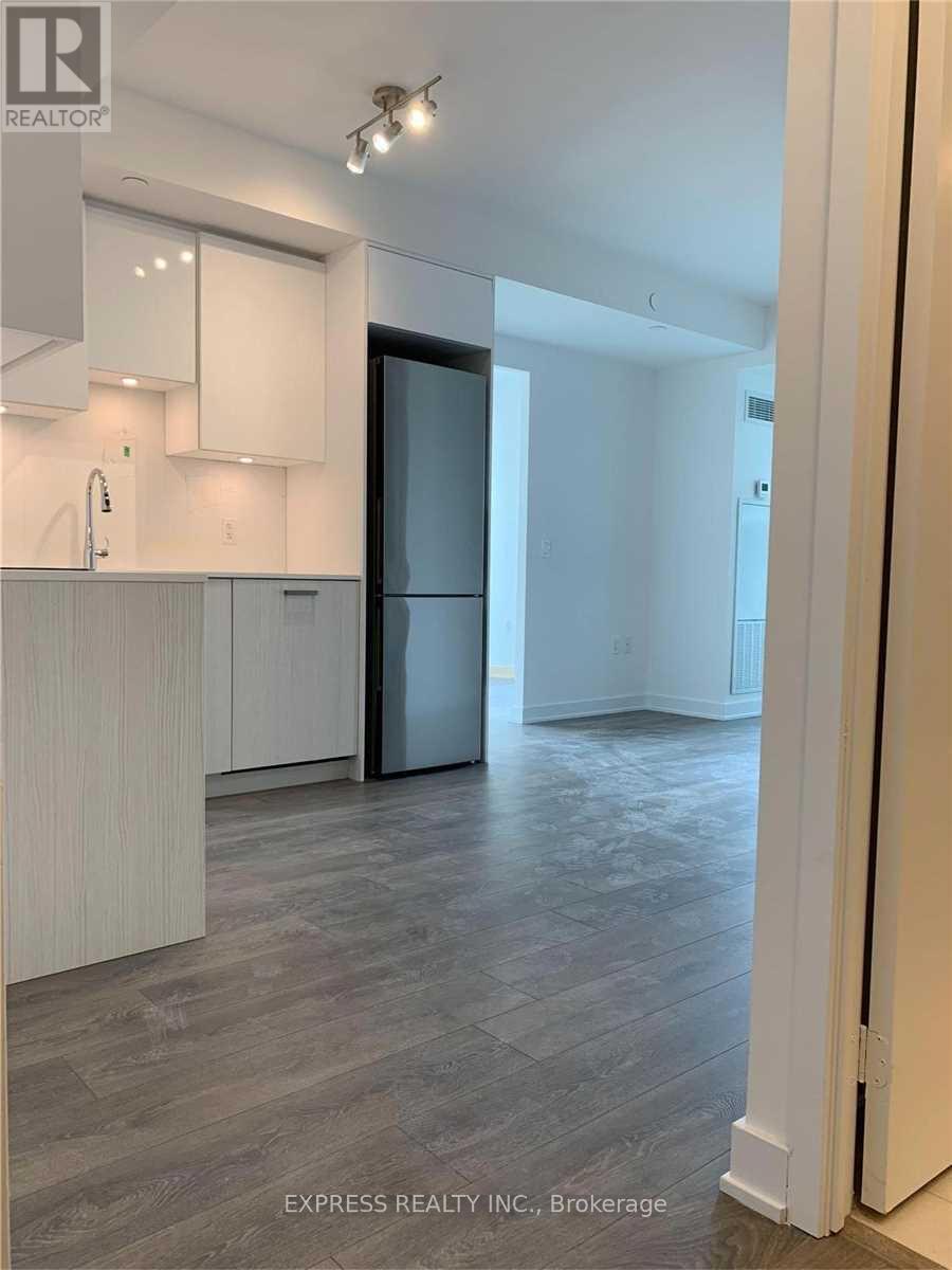 2212 - 195 Redpath Avenue, Toronto, ON - Indoor Photo Showing Kitchen