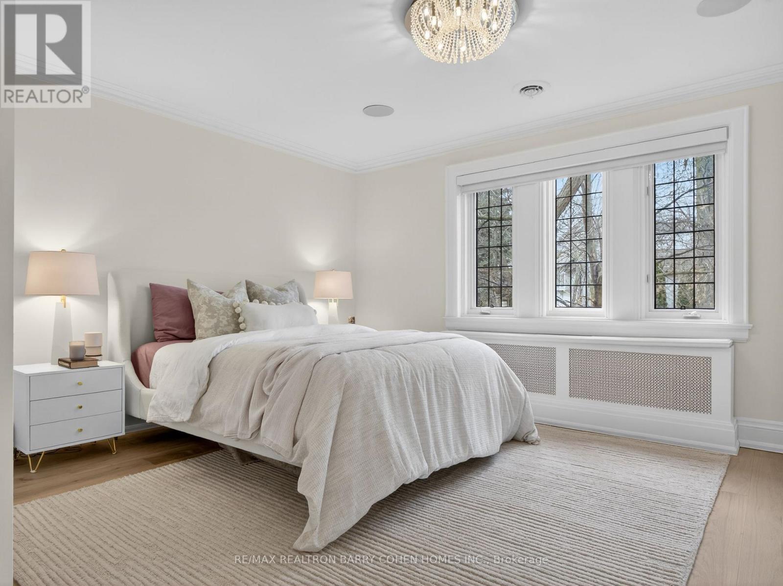 11 Ormsby Crescent, Toronto, ON - Indoor Photo Showing Bedroom