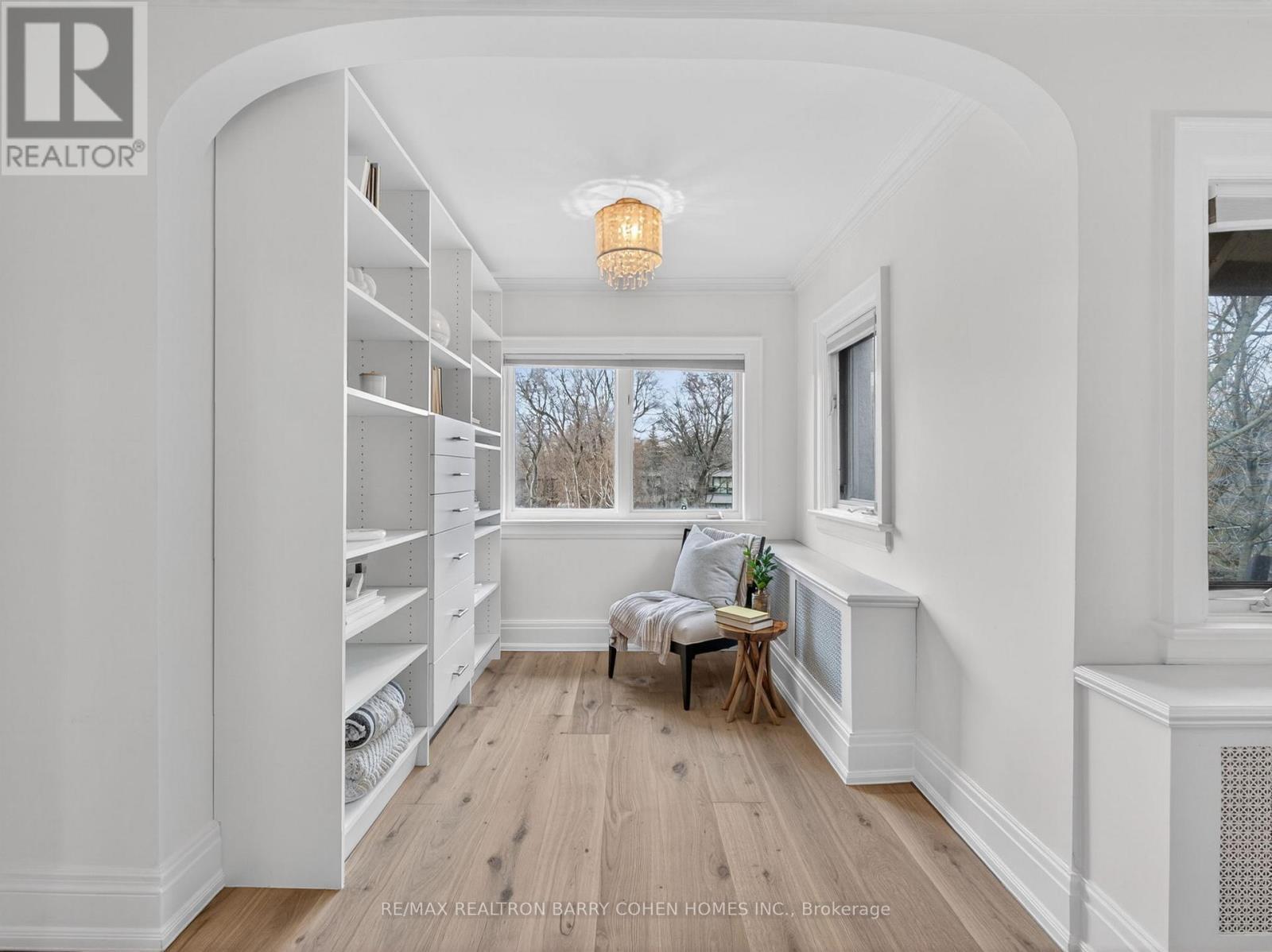 11 Ormsby Crescent, Toronto, ON - Indoor