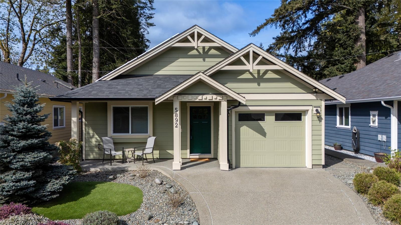 5892 Stonehaven Dr, Duncan, BC