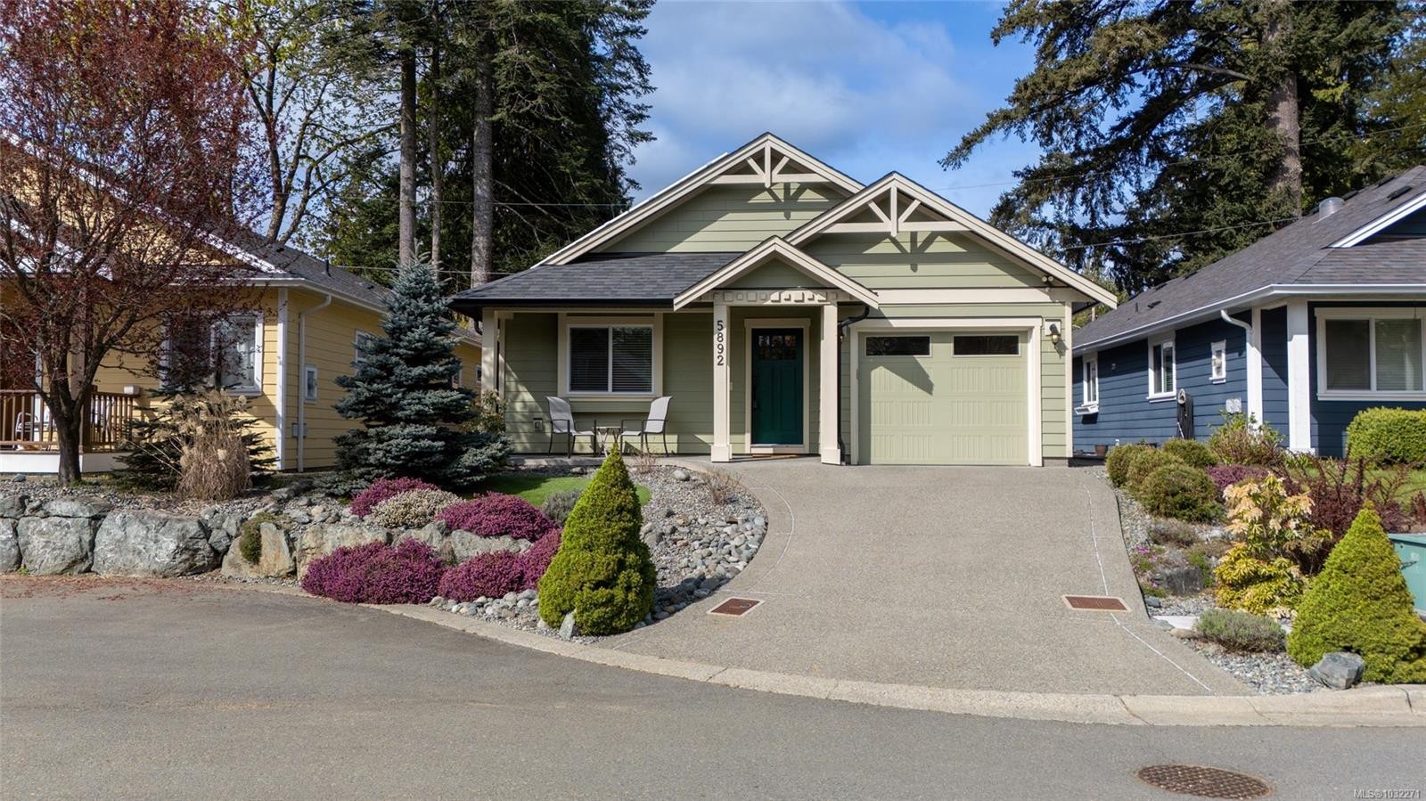 5892 Stonehaven Dr, Duncan, BC