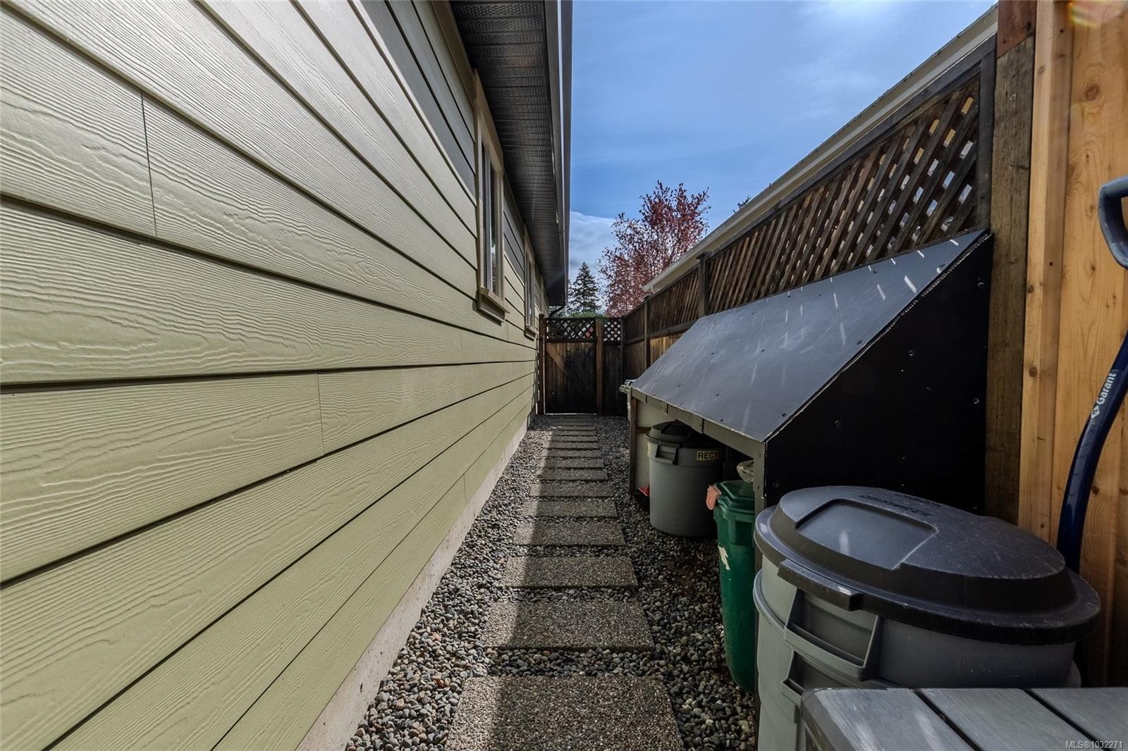 5892 Stonehaven Dr, Duncan, BC