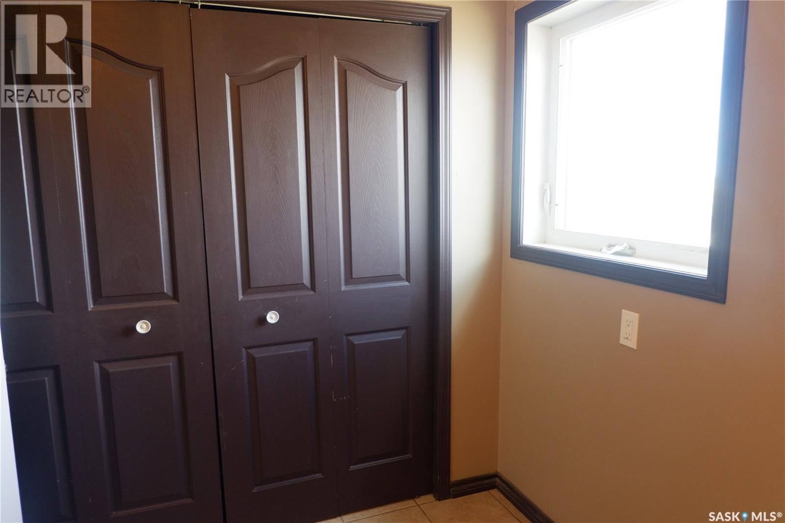 600 Railway Avenue E, Assiniboia, SK - Indoor Photo Showing Other Room