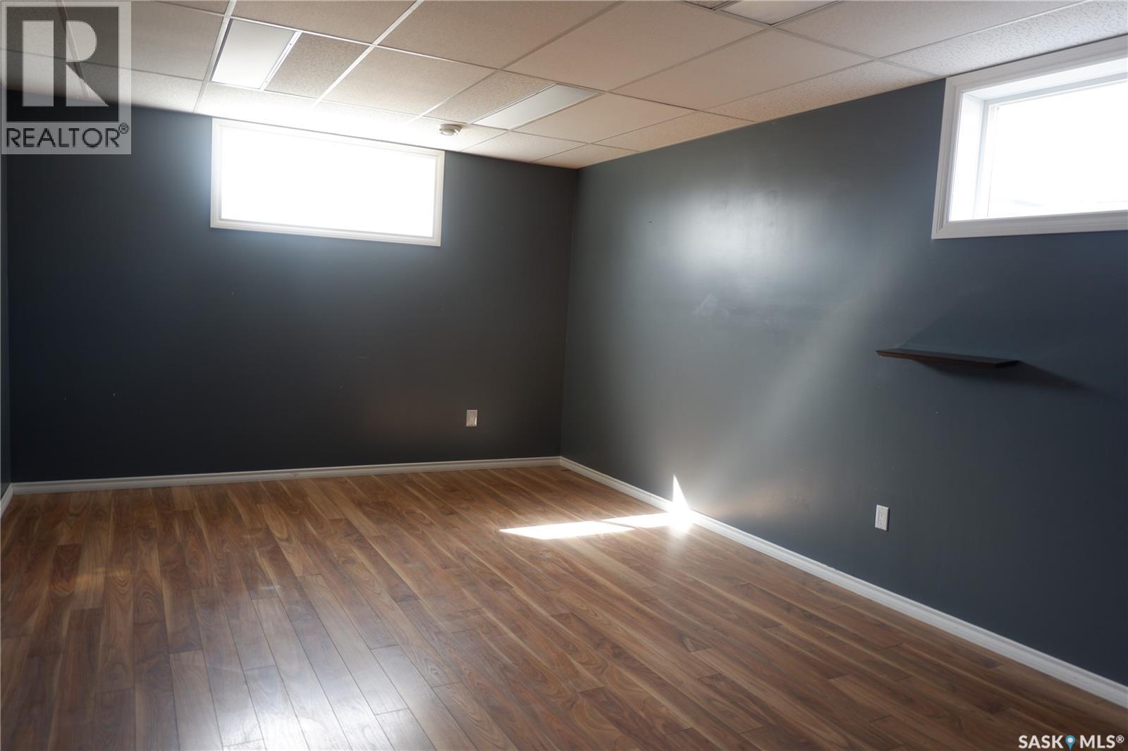 600 Railway Avenue E, Assiniboia, SK - Indoor Photo Showing Other Room