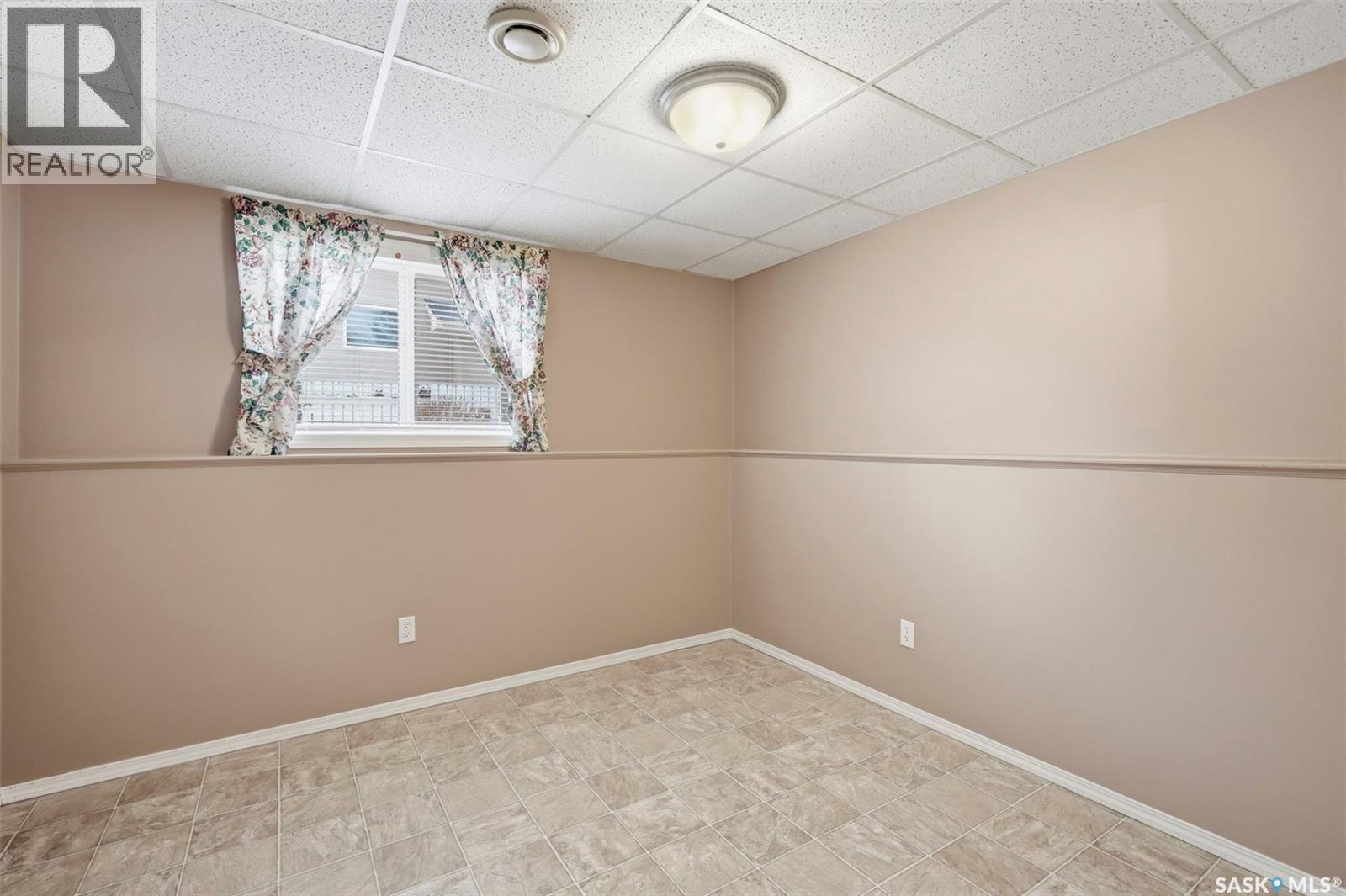 106 Lashyn Cove, Saskatoon, SK - Indoor Photo Showing Other Room