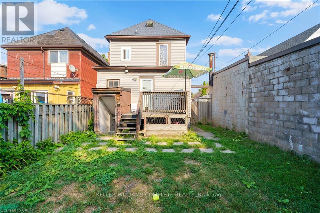 219 Avondale Street, Hamilton, ON - Outdoor
