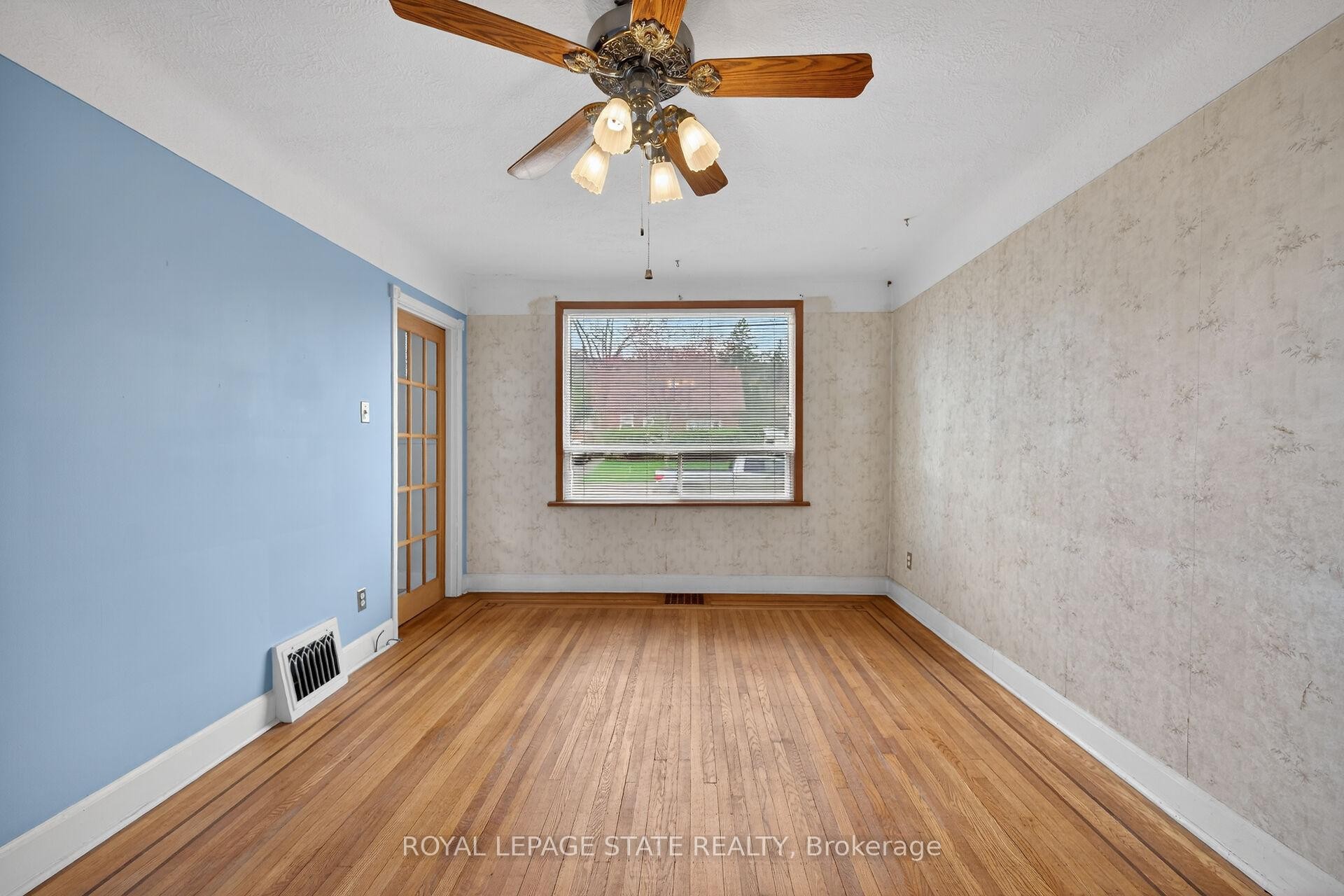 163 Rosedale Avenue, Hamilton, ON - Indoor Photo Showing Other Room