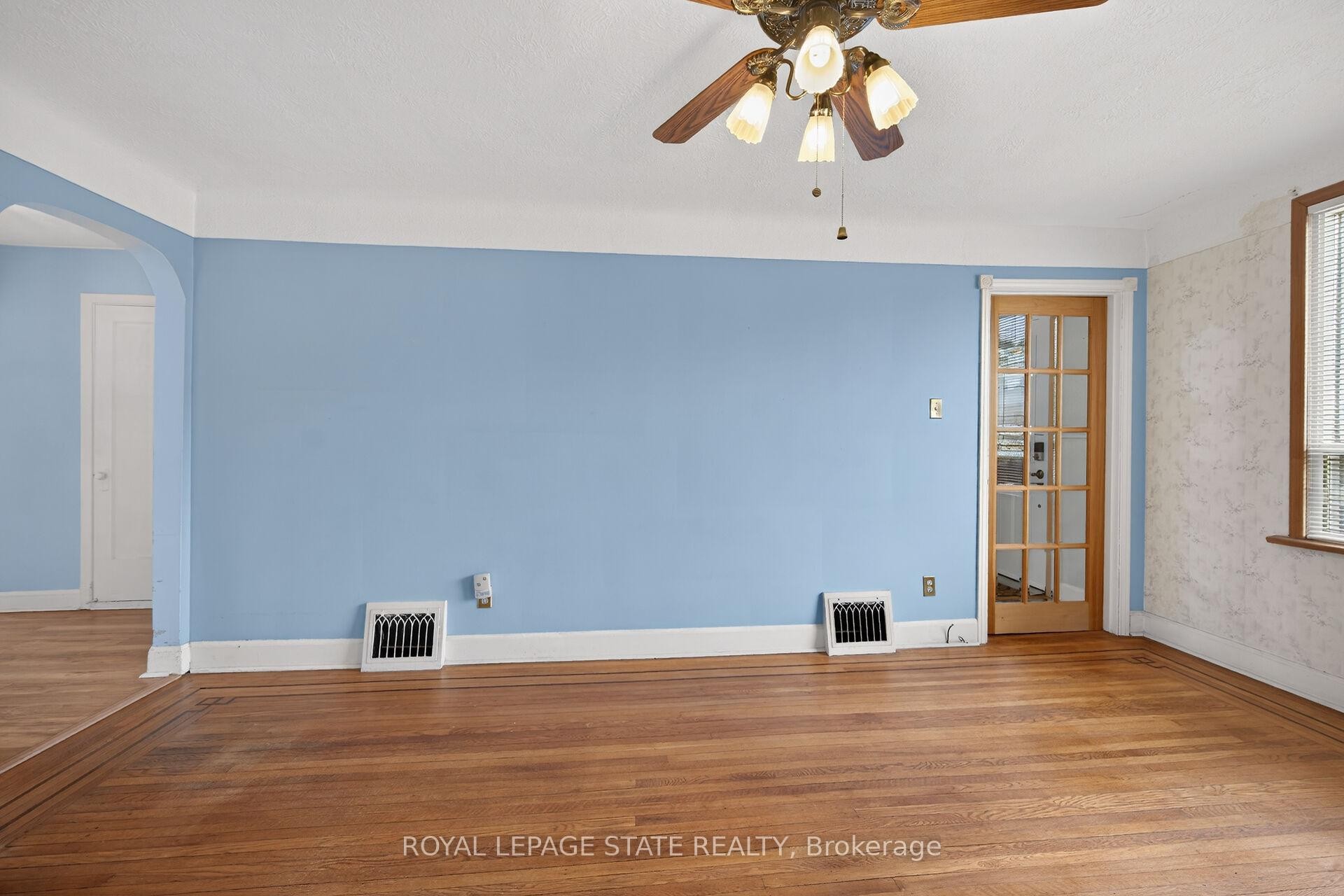 163 Rosedale Avenue, Hamilton, ON - Indoor Photo Showing Other Room