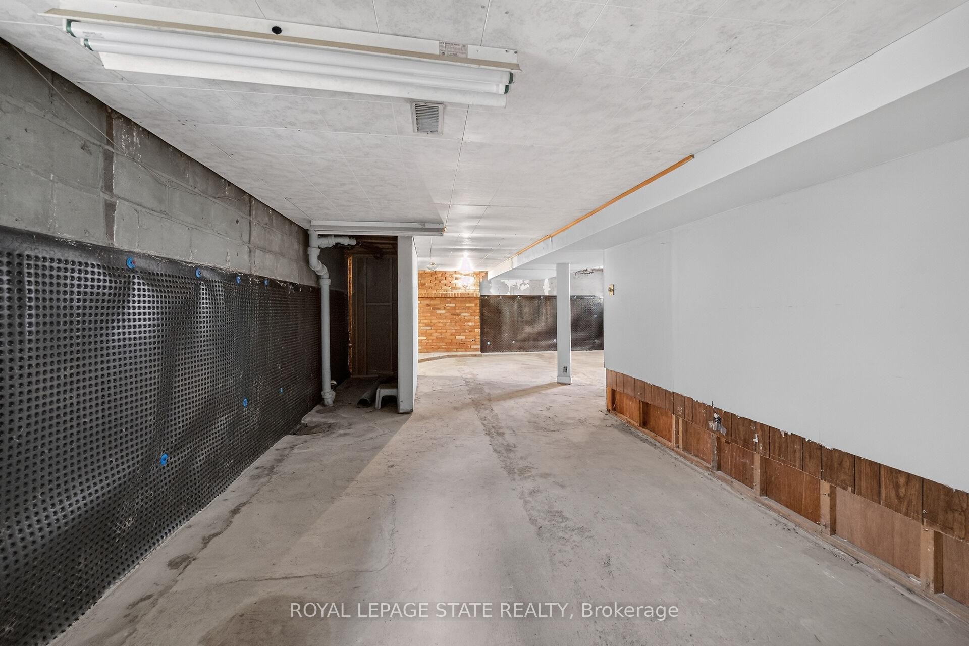 163 Rosedale Avenue, Hamilton, ON - Indoor Photo Showing Other Room
