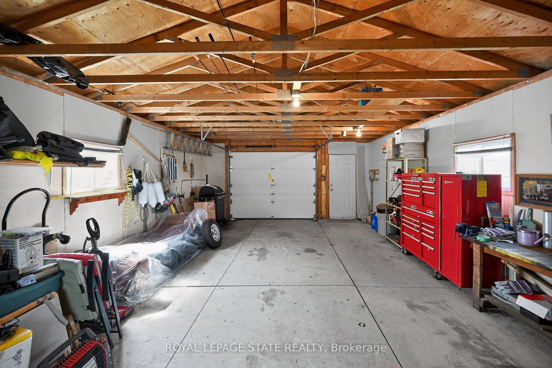163 Rosedale Avenue, Hamilton, ON - Indoor Photo Showing Garage
