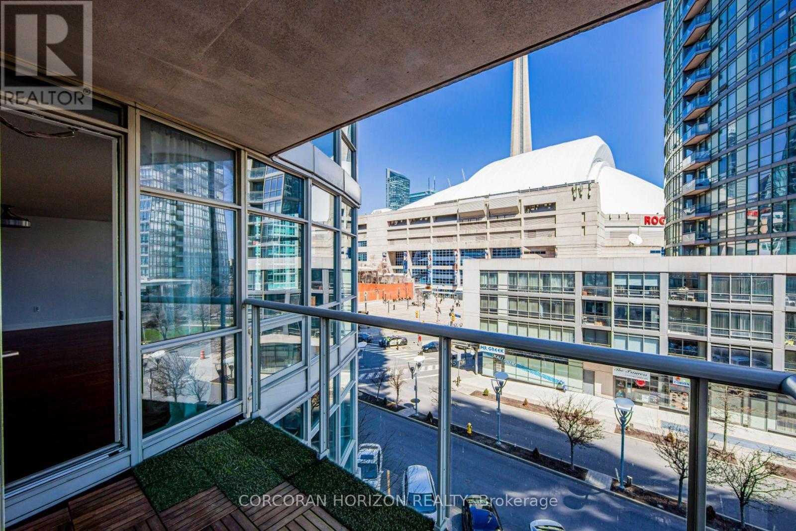 609 - 10 Navy Wharf Court, Toronto, ON - Outdoor