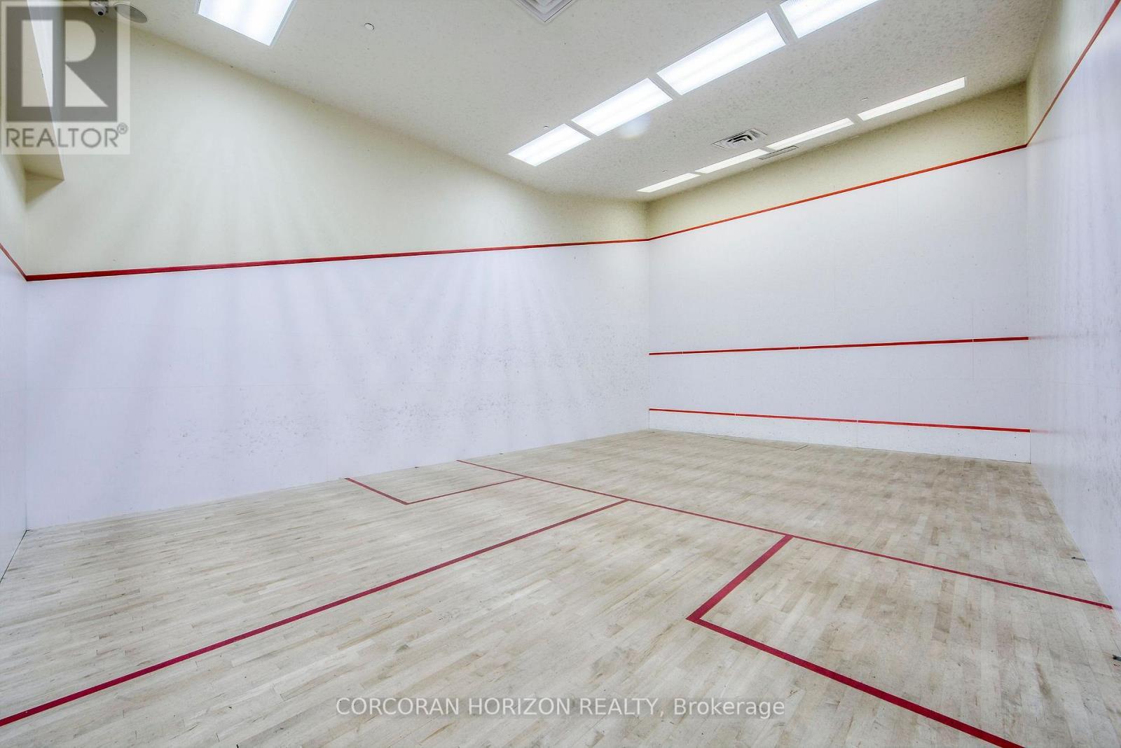 609 - 10 Navy Wharf Court, Toronto, ON - Indoor Photo Showing Other Room
