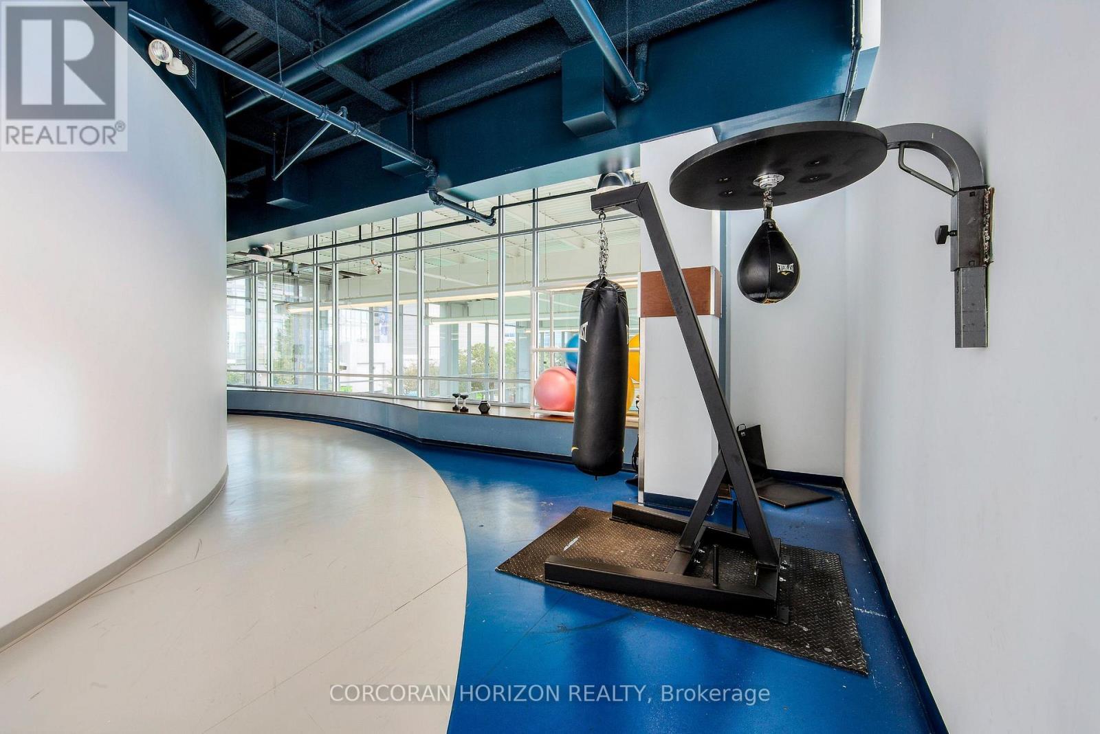609 - 10 Navy Wharf Court, Toronto, ON - Indoor