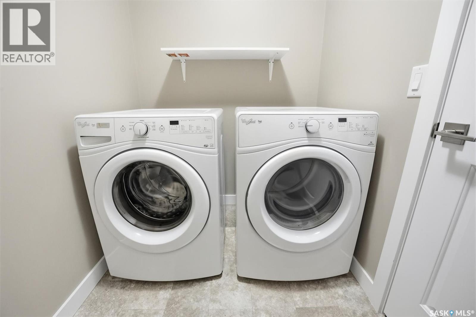 1216 Pringle Way, Saskatoon, SK - Indoor Photo Showing Laundry Room