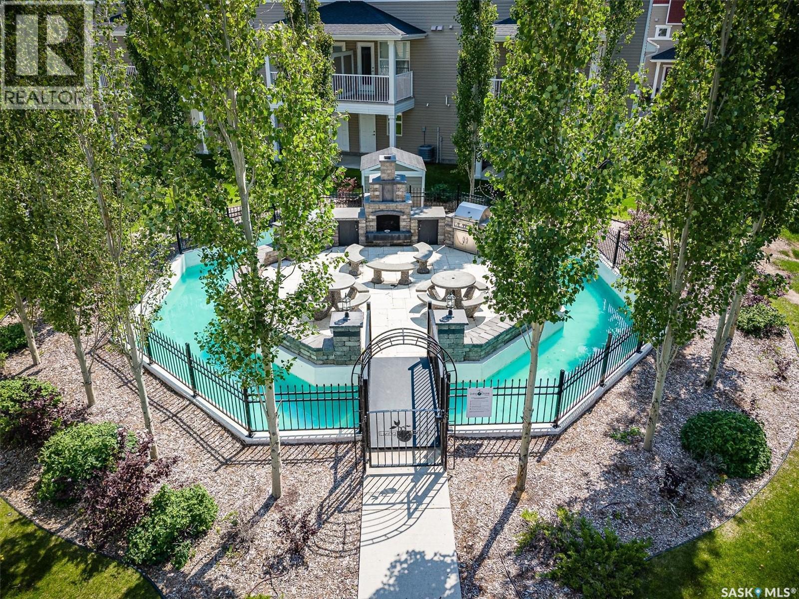 1216 Pringle Way, Saskatoon, SK - Outdoor