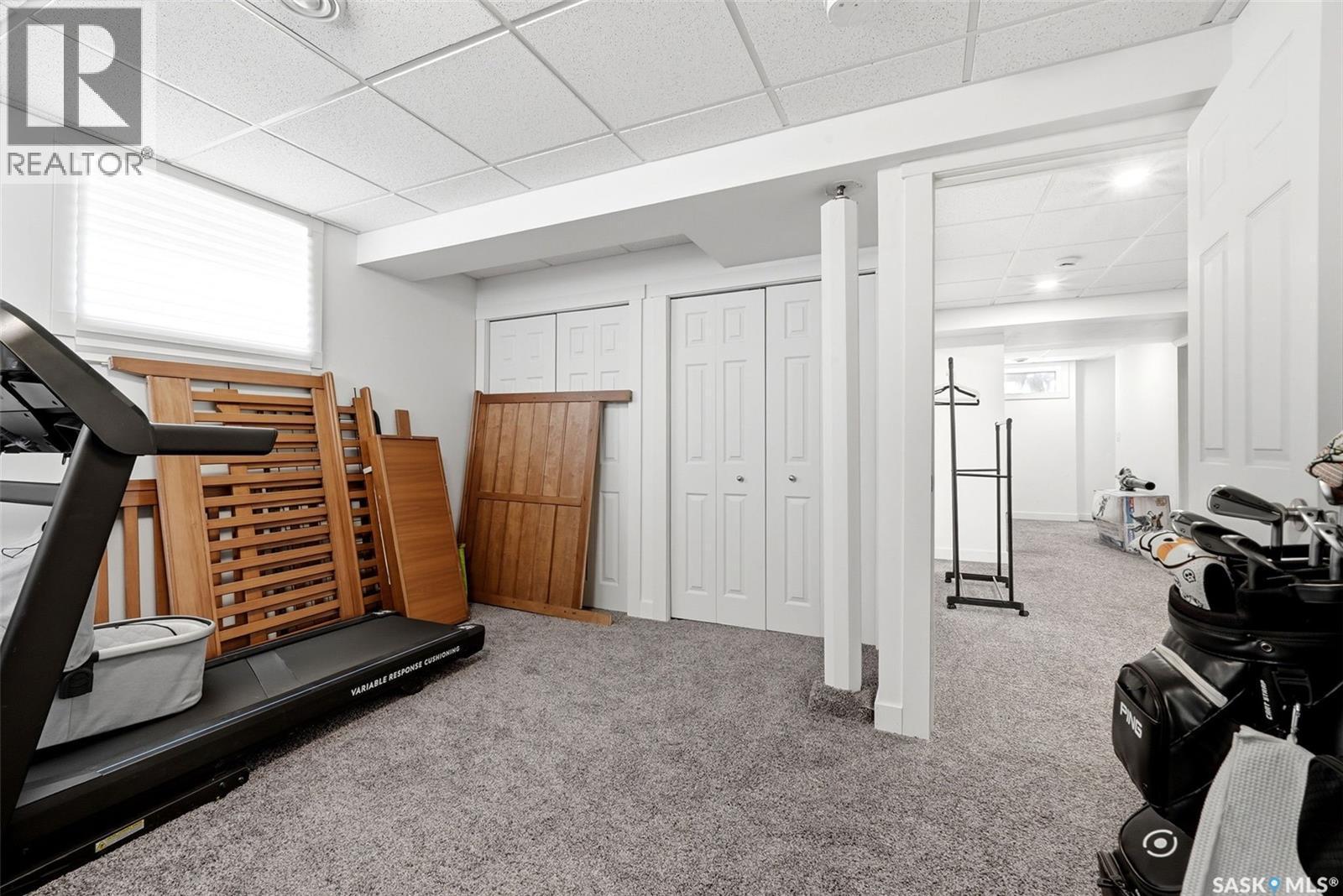 2709 24Th Avenue, Regina, SK - Indoor