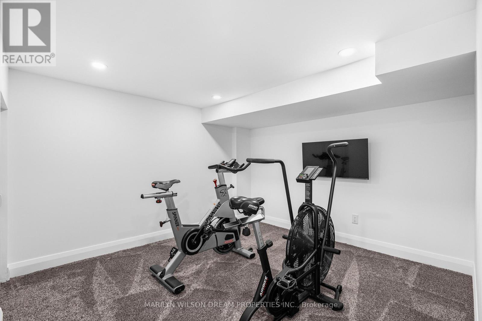 123 Mason Terrace, Ottawa, ON - Indoor Photo Showing Gym Room