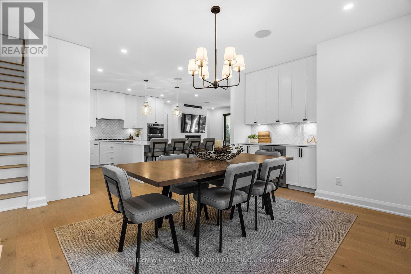 123 Mason Terrace, Ottawa, ON - Indoor Photo Showing Dining Room