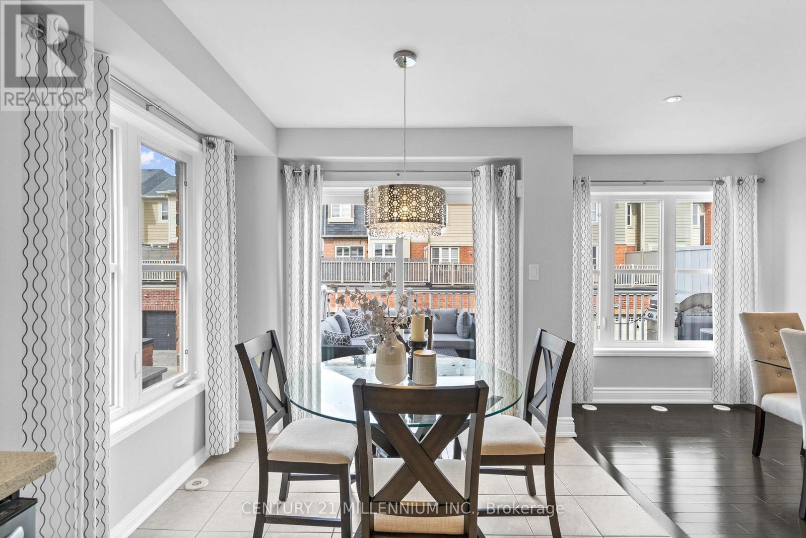 655 Cargill Path, Milton, ON - Indoor Photo Showing Dining Room