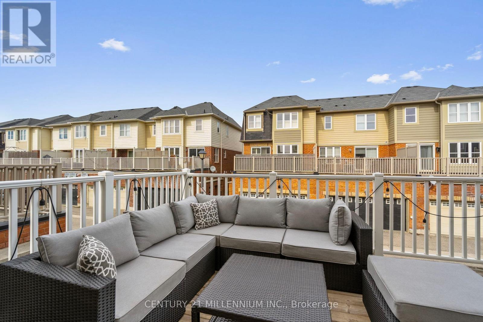 655 Cargill Path, Milton, ON - Outdoor With Deck Patio Veranda With Exterior