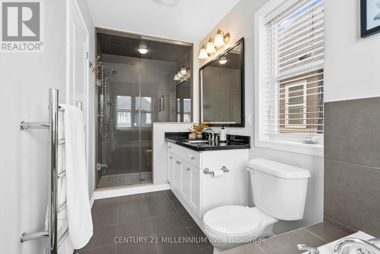 655 Cargill Path, Milton, ON - Indoor Photo Showing Bathroom