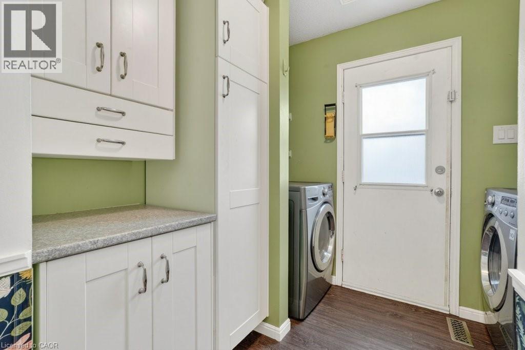 Laundry Area - 54 Deerwood Crescent, Kitchener, ON - Indoor Photo Showing Laundry Room