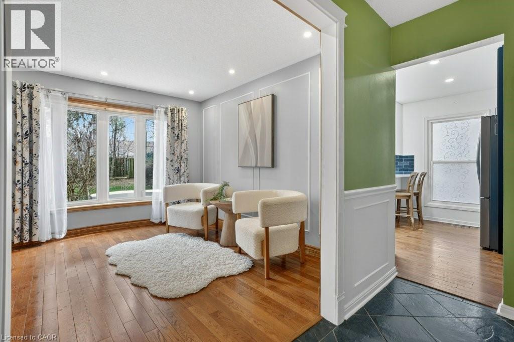 Living Room - 54 Deerwood Crescent, Kitchener, ON - Indoor Photo Showing Other Room