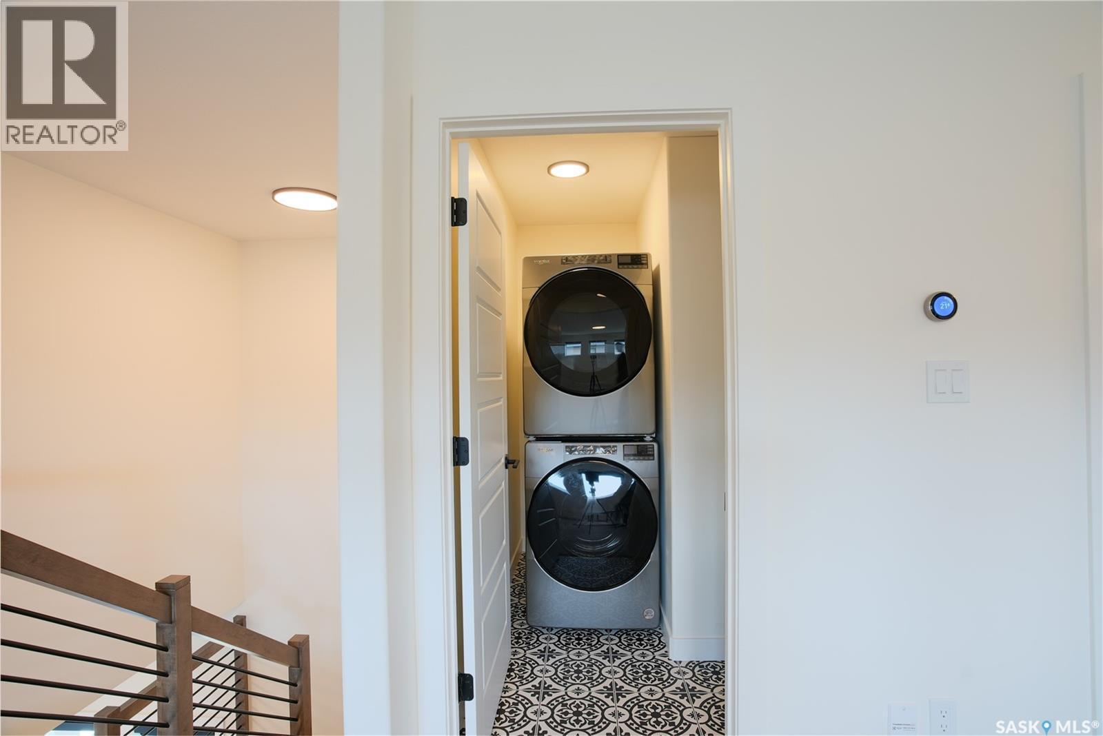 4154 Fieldstone Way, Regina, SK - Indoor Photo Showing Laundry Room
